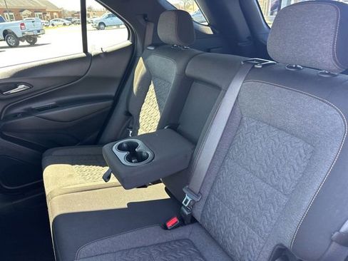 Used 2024 Chevrolet Equinox LT AWD/4WD image 17