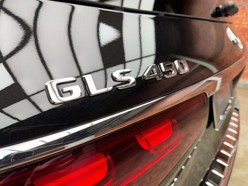 New 2026 Mercedes-Benz GLS 450 4MATIC image 5