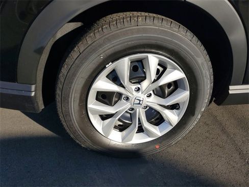 New 2026 Honda CR-V LX image 5