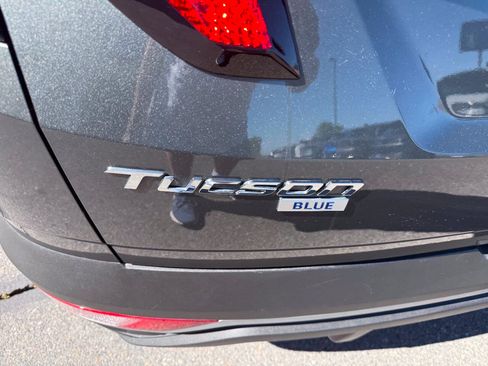 Used 2024 Hyundai Tucson Blue AWD/4WD image 16