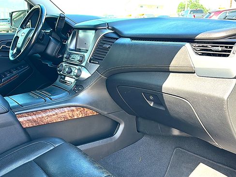 Used 2020 Chevrolet Tahoe Premier RWD image 23