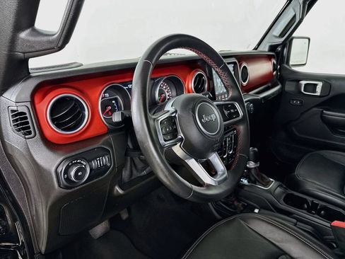 Used 2018 Jeep Wrangler Unlimited Rubicon AWD/4WD image 10