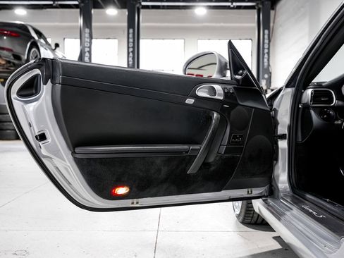 Used 2009 Porsche 911 Carrera S RWD image 19