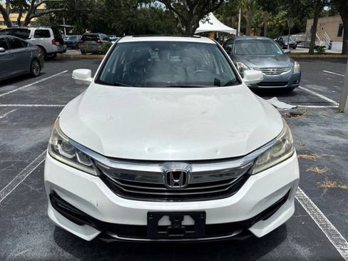 Used 2017 Honda Accord EX-L image 2