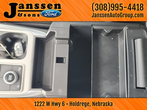 Used 2023 Ford Explorer XLT w/ Equipment Group 202A AWD/4WD image 34