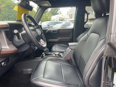 Used 2023 Ford Bronco Outer Banks AWD/4WD image 15