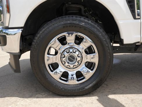 Used 2024 Ford F250 King Ranch w/ Chrome Package AWD/4WD image 32
