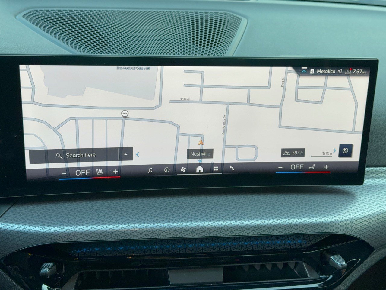 Certified 2026 BMW 330i Sedan RWD image 23