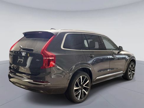 Used 2024 Volvo XC90 B6 Plus AWD/4WD image 4