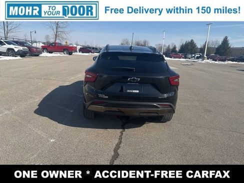 Used 2024 Chevrolet Trax ACTIV w/ Sunroof Package image 4