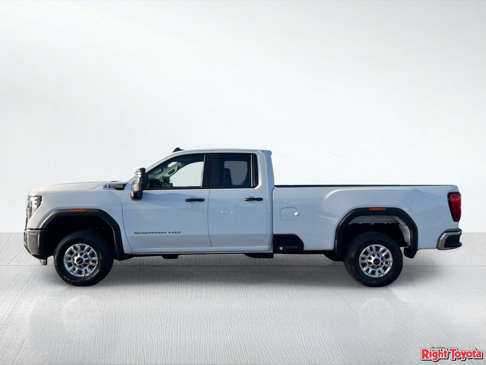 Used 2026 GMC Sierra 2500 Pro w/ Convenience Package RWD image 3