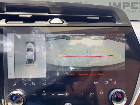 Used 2023 Lexus RZ 450e Premium image 23