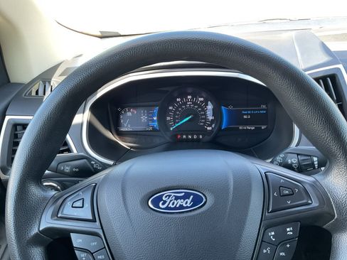 Used 2021 Ford Edge SE FWD image 12