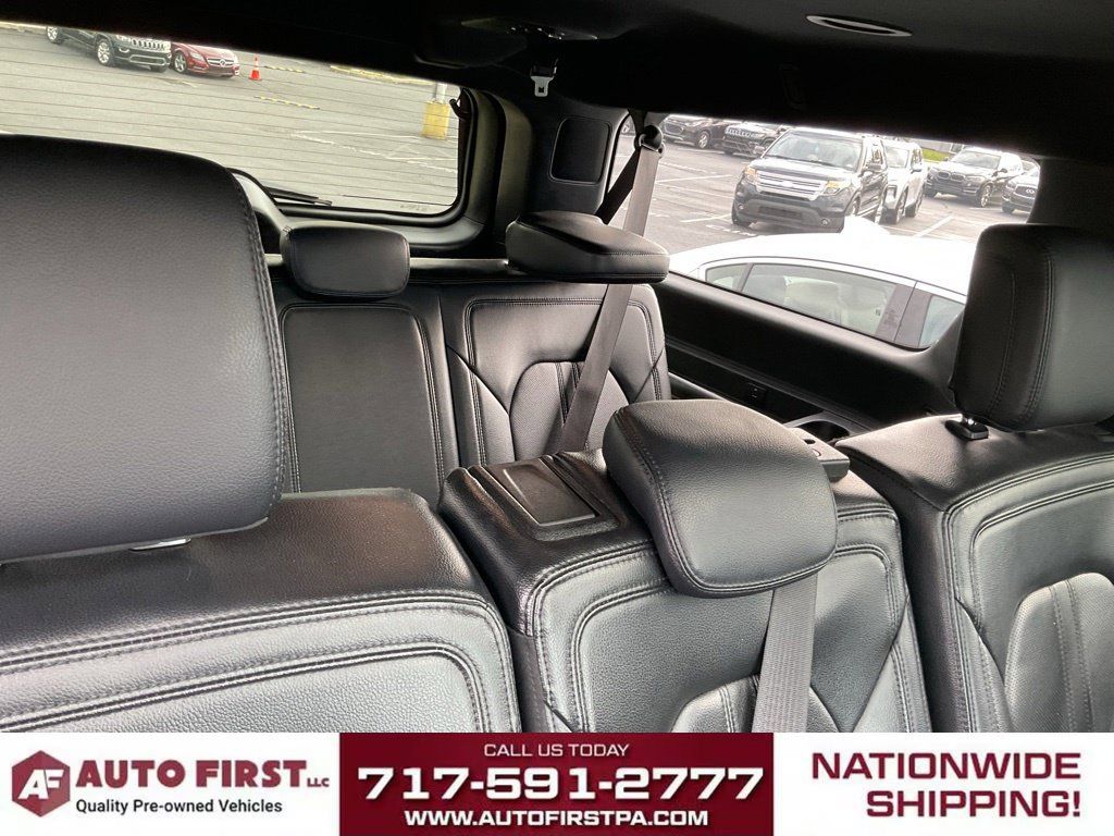 Used 2021 Ford Expedition Max Limited AWD/4WD image 18