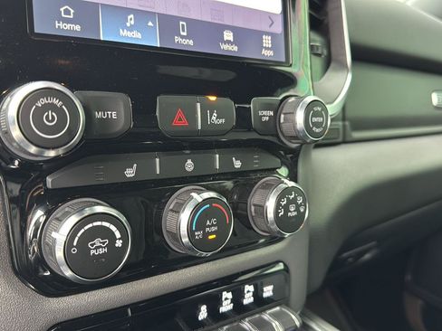 Used 2025 RAM 1500 Big Horn AWD/4WD image 25