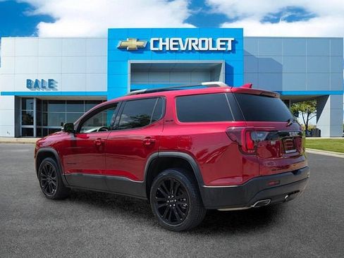 Used 2023 GMC Acadia SLE w/ Driver Convenience Package FWD image 5