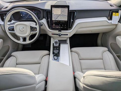 New 2026 Volvo XC60 T8 Ultra w/ Protection Package Premier image 16