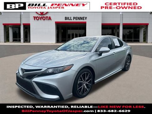 Used 2024 Toyota Camry SE w/ Convenience Package FWD image 1