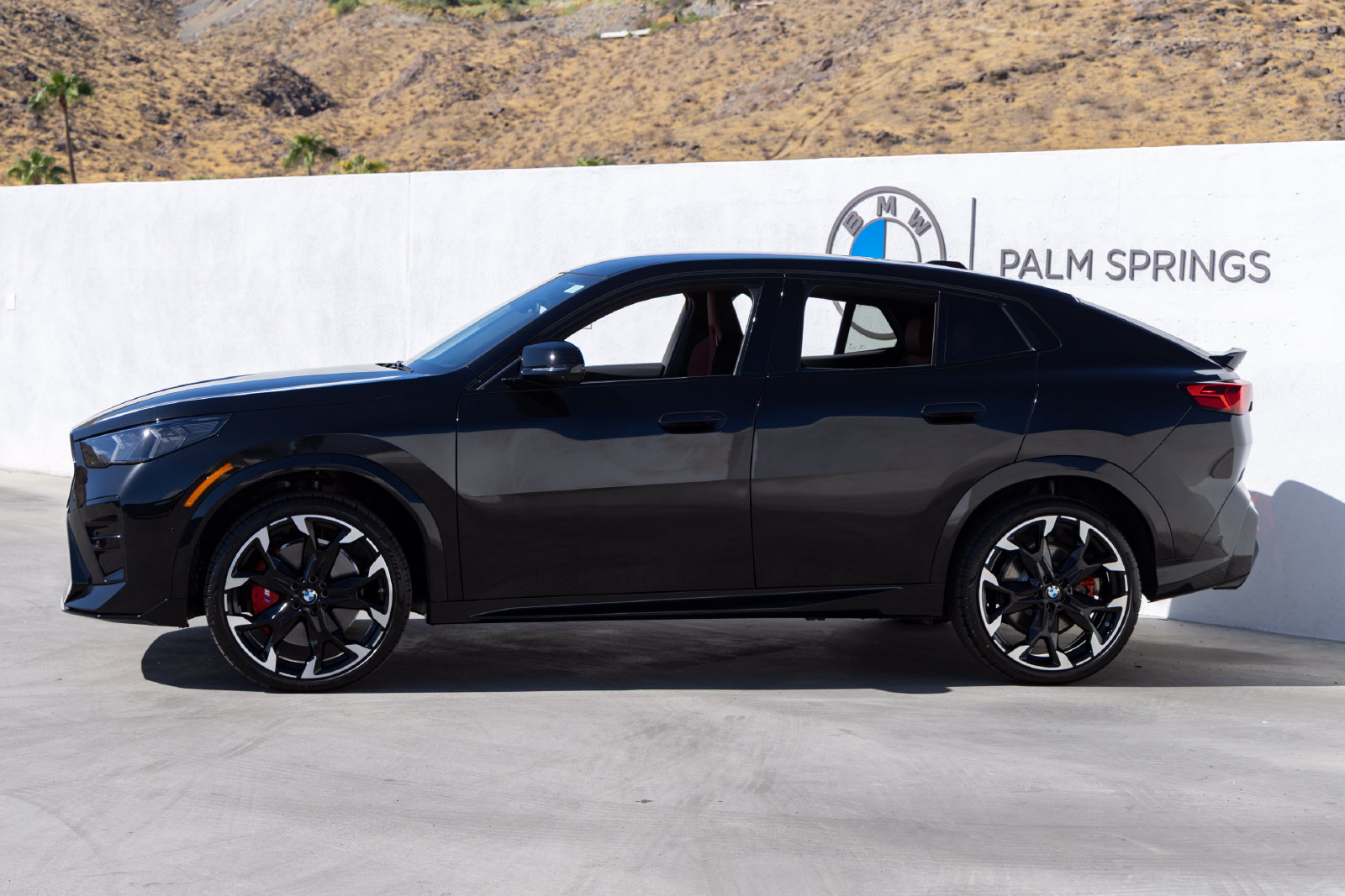 New 2026 BMW X2 M35i w/ Technology Package AWD/4WD image 3