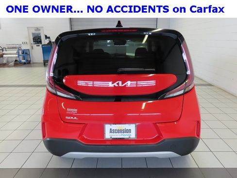 Used 2024 Kia Soul LX w/ Option Group 015 image 12