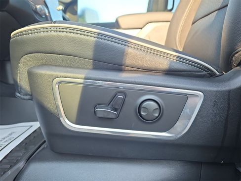 New 2026 RAM 1500 Laramie w/ Night Edition image 13