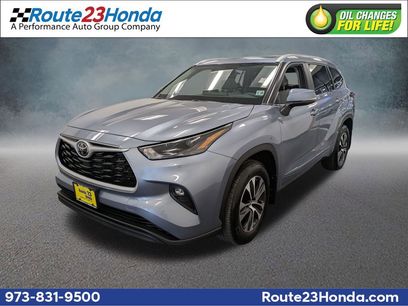 Used 2023 Toyota Highlander XLE