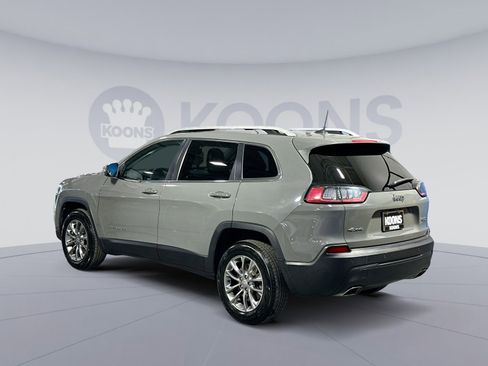 Used 2019 Jeep Cherokee Latitude Plus w/ Comfort/Convenience Group image 4