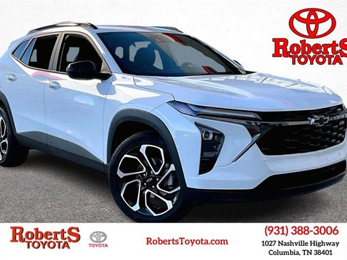 Used 2025 Chevrolet Trax RS w/ Driver Confidence Package image 1