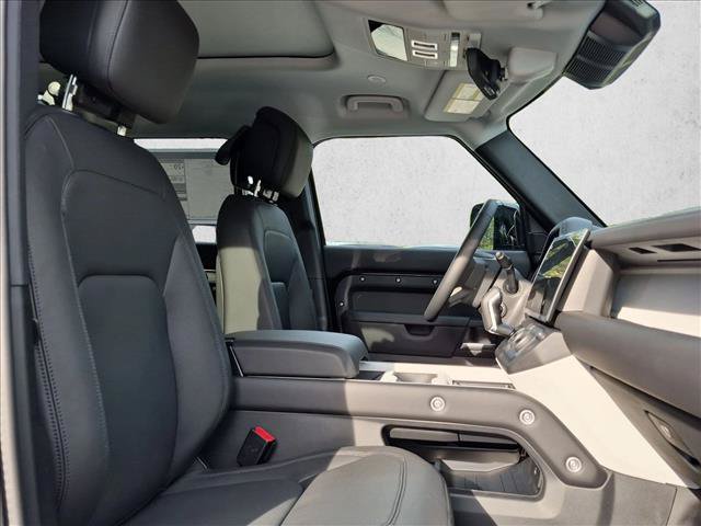New 2026 Land Rover Defender 110 S AWD/4WD image 27