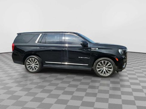 Certified 2022 GMC Yukon Denali w/ Denali Ultimate Package AWD/4WD image 9