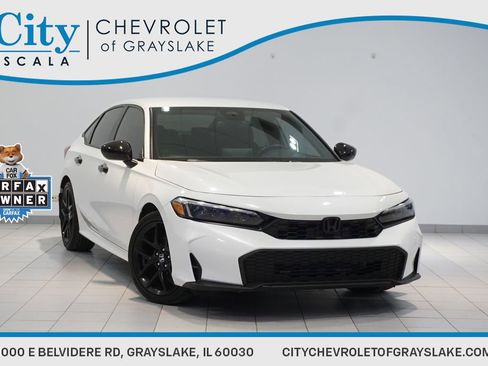 Used 2025 Honda Civic Sport image 1