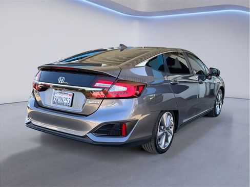 Used 2018 Honda Clarity Plug-In Hybrid image 6