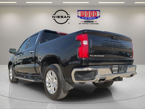 Used 2024 Chevrolet Silverado 1500 LTZ AWD/4WD image 4
