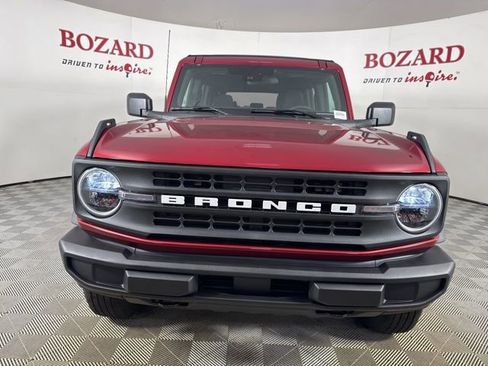 New 2025 Ford Bronco 4-Door image 2