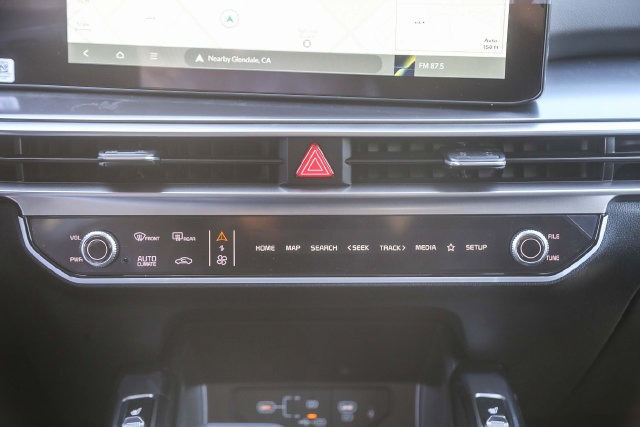 New 2026 Kia Sorento EX AWD/4WD image 6