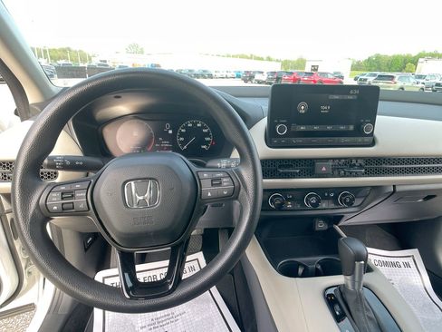 Certified 2024 Honda HR-V LX image 14