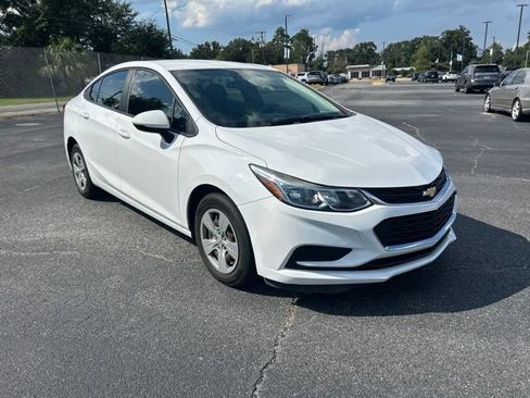Used 2018 Chevrolet Cruze LS FWD image 6
