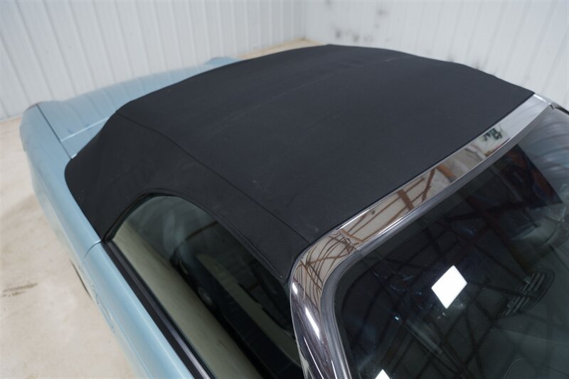 Used 2002 Ford Thunderbird RWD image 19