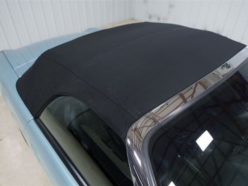 Used 2002 Ford Thunderbird RWD image 19