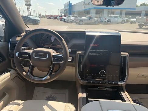 New 2026 GMC Yukon Denali w/ Advanced Technology Package AWD/4WD image 14