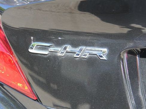Used 2020 Toyota C-HR LE FWD image 10