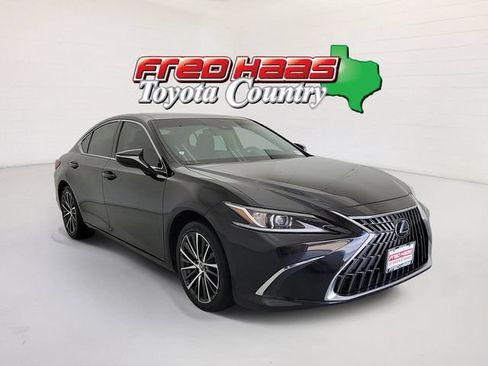 Used 2024 Lexus ES 350 w/ Premium Package FWD image 1