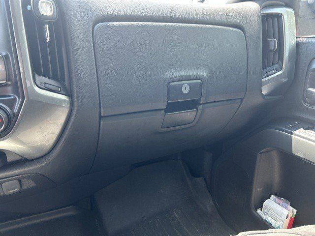 Used 2018 Chevrolet Silverado 1500 LT AWD/4WD image 22