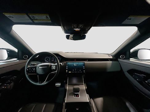 Used 2024 Land Rover Range Rover Evoque Dynamic SE image 18