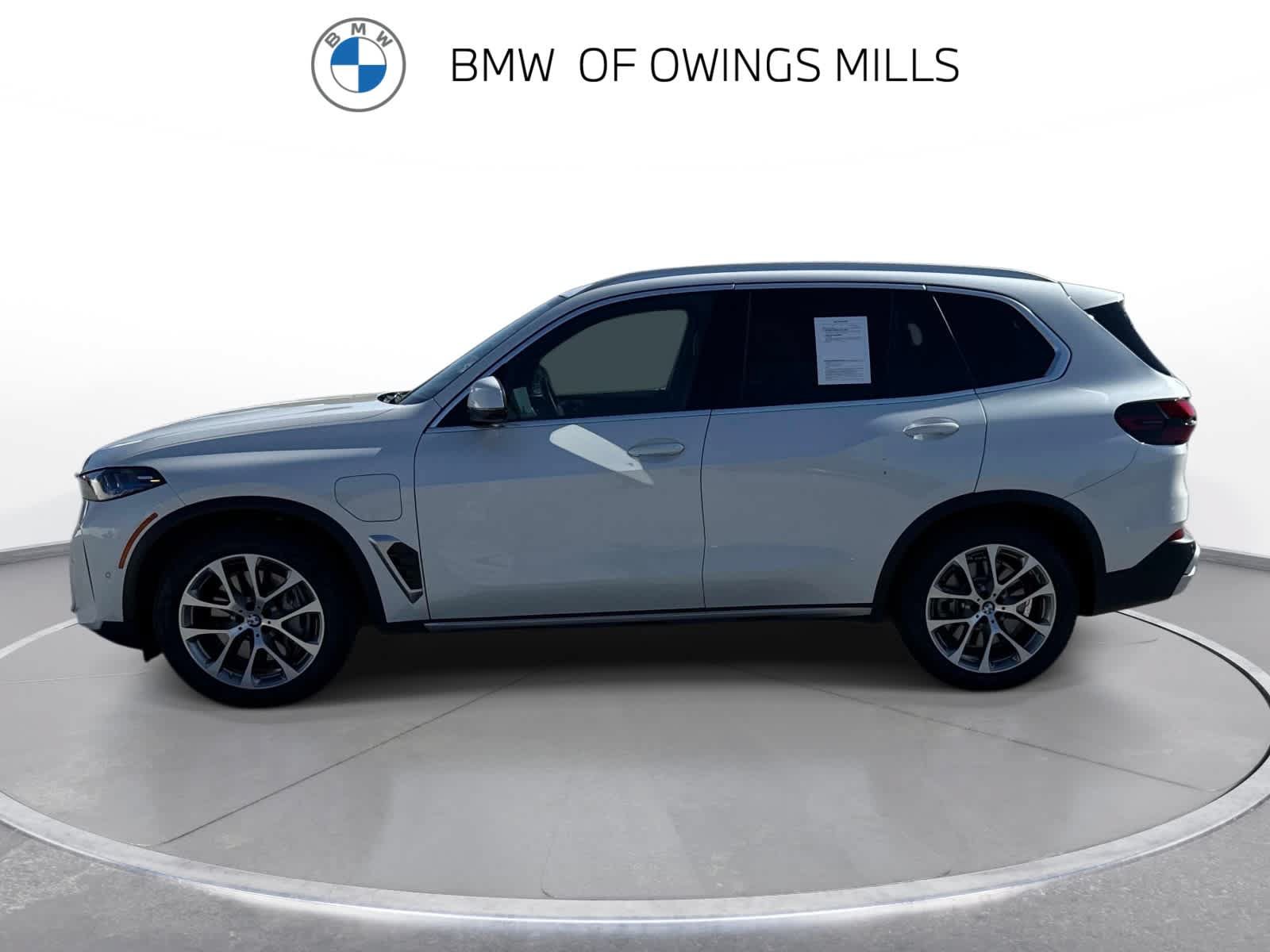 Used 2026 BMW X5 xDrive50e w/ Premium Package AWD/4WD image 5