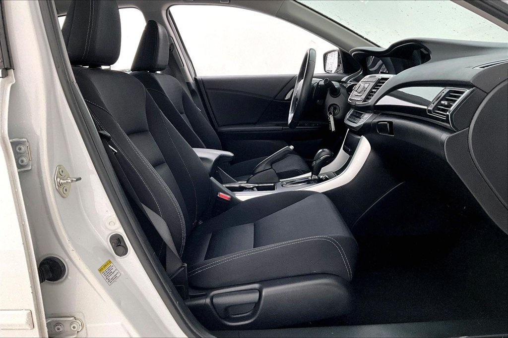 Used 2014 Honda Accord Sport image 9