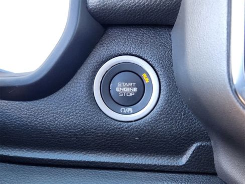 Used 2025 RAM 1500 Laramie image 22