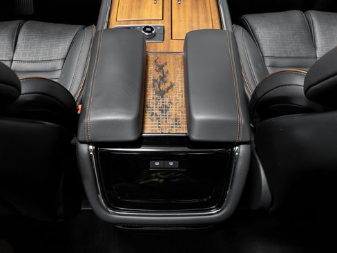 Used 2022 Lincoln Navigator Black Label image 36