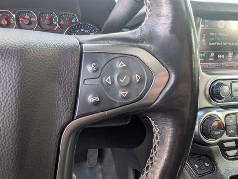 Certified 2020 Chevrolet Suburban LT w/ Luxury Package image 21