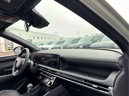 Used 2025 Hyundai Santa Cruz SEL image 26